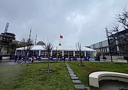 2024 / NEW YEAR MARKET TENT AT GALAPORT / 